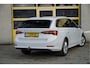 Skoda Octavia Combi 1.0 TSI Business Edition BJ2021 Lmv 16" | Led V+A | Dynamische knipperlichten | Pdc | Trekhaak | Elek. achterklep | App-Connect | Navi | Sfeerverlichting | Climate control | Cruise control | Extra getint glas