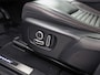 Land Rover Discovery Sport P300e 1.5 R-Dynamic HSE 309Pk Automaat (PANORAMADAK, VIRTUAL COCKPIT, SOH 92,1%, MEMORY SEATS, 360 CAMERA, LEDER, STUUR/STOELVERWARMING, HEAD-UP DISPLAY, GETINT GLAS, TREKHAAK ELEKTRISCH, NIEUWSTAAT)