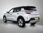 Opel Frontera EV Electric GS 44 kWh 113 pk | Navigatie | Achteruitrijcamera | Parkeersensoren Voor en Achter | Voorstoelen Verwarmd | Luxe Stoffen Bekleding | LED Koplampen | Dodehoek Detectie | 17" Lichtmetalen Velgen | Apple Carplay/Android Auto |