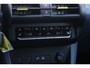 Fiat Grande Panda LA PRIMA 11 kW 44 kWh | WINTER PACK: (VERWARMBARE VOORSTOELEN, VERWARMBAAR STUURWIEL, VERWARMBARE VOORRUIT) | 17" LICHTMETALEN VELGEN "GLOSSY BLACK" | ELEKTRISCH INKLAPBARE BUITENSPIEGELS | MIDDENARMSTEUN VOOR | NAVIGATIE | DRAADLOZE TELEFOONLADER | ACHTERUITRIJ CAMERA MET DYNAMISCHE HULPLIJNEN | REGENSENSOR | CLIMATE CONTROL | DAB+ RADIO | DRAADLOZE APPLE CARPLAY/ANDROID AUTO |