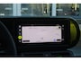 Fiat Grande Panda LA PRIMA 11 kW 44 kWh | WINTER PACK: (VERWARMBARE VOORSTOELEN, VERWARMBAAR STUURWIEL, VERWARMBARE VOORRUIT) | 17" LICHTMETALEN VELGEN "GLOSSY BLACK" | ELEKTRISCH INKLAPBARE BUITENSPIEGELS | MIDDENARMSTEUN VOOR | NAVIGATIE | DRAADLOZE TELEFOONLADER | ACHTERUITRIJ CAMERA MET DYNAMISCHE HULPLIJNEN | REGENSENSOR | CLIMATE CONTROL | DAB+ RADIO | DRAADLOZE APPLE CARPLAY/ANDROID AUTO |