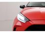 Toyota Yaris 1.5 Hybrid Launch Edition | Dodehoek detectie | JBL | Head-up display | Stoelverwarming | Apple Carplay / Android Auto | Parkeersensoren voor/achter | Keyless | Adaptive Cruise | Clima | 17 inch