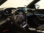 Peugeot e-2008 EV GT 50 kWh - ORIGINEEL NEDERLANDSE AUTO - SOH 100%! - ACHTERUITRIJCAMERA - TREKHAAK - AIRCO (AUTOMATISCH) - APPLE CARPLAY/ANDROID AUTO - DODEHOEKDETECTIE - CRUISE CONTROL ADAPTIEF - KEYLESS START - VOORSTOELEN VERWARMD - PARKEERSENSOREN ACHTER
