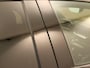 Peugeot e-2008 EV GT 50 kWh - ORIGINEEL NEDERLANDSE AUTO - SOH 100%! - ACHTERUITRIJCAMERA - TREKHAAK - AIRCO (AUTOMATISCH) - APPLE CARPLAY/ANDROID AUTO - DODEHOEKDETECTIE - CRUISE CONTROL ADAPTIEF - KEYLESS START - VOORSTOELEN VERWARMD - PARKEERSENSOREN ACHTER