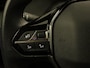 Peugeot e-2008 EV GT 50 kWh - ORIGINEEL NEDERLANDSE AUTO - SOH 100%! - ACHTERUITRIJCAMERA - TREKHAAK - AIRCO (AUTOMATISCH) - APPLE CARPLAY/ANDROID AUTO - DODEHOEKDETECTIE - CRUISE CONTROL ADAPTIEF - KEYLESS START - VOORSTOELEN VERWARMD - PARKEERSENSOREN ACHTER