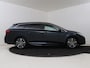 Toyota Avensis Touring Sports 1.8 VVT-i Executive Business Panoramadak | NL dealeronderhouden |