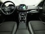 Ford Kuga 1.5 EcoBoost Titanium (APPLE CARPLAY, NAVIGATIE, CLIMATE, CAMERA, ADAPTIVE CRUISE, LEDER, SPORTSTOELEN, KEYLESS, LM VELGEN, NIEUWSTAAT)