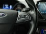 Ford Kuga 1.5 EcoBoost Titanium (APPLE CARPLAY, NAVIGATIE, CLIMATE, CAMERA, ADAPTIVE CRUISE, LEDER, SPORTSTOELEN, KEYLESS, LM VELGEN, NIEUWSTAAT)