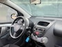 Toyota Aygo 1.0-12V + Airco Radio CD Speler