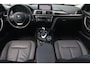 BMW 3-Serie 318i High Executive / SCHUIFDAK / LEDER / CARPLAY / STOELVERW
