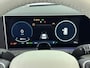 Hyundai Santa Fe 1.6 T-GDI HEV Premium Sky 7p | PANORAMADAK | UNIEKE KLEURENCOMBINATIE | MEMORY SEATS | APPLE CARPLAY/ANDROID AUTO | 360 CAMERA