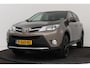 Toyota RAV4 2.0 Style 4WD | Trekhaak | Keyless | Stoelverwarming | Camera | Navigatie | Leer |