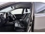 Toyota RAV4 2.0 Style 4WD | Trekhaak | Keyless | Stoelverwarming | Camera | Navigatie | Leer |