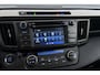 Toyota RAV4 2.0 Style 4WD | Trekhaak | Keyless | Stoelverwarming | Camera | Navigatie | Leer |