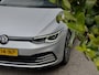 Volkswagen Golf 1.0 TSI ACTIE! BETAAL NU 50% 7950 DE REST IN 2JR RENTEVRIJ LENEN.