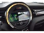 MINI Cooper Charged 33 kWh - HARMAN KARDON - Stoelverwarming SOH 99% Wij zijn op afspraak geopend! Graag bellen voor uw komst.