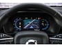 Volvo EX40 Single Motor Extended Range Plus Black Ed. 82 kWh | SOH 100% | Adaptieve Cruise Control | Harman Kardon Audio | Stoel-/Stuurverwarming | 360 Parkeercamera | Dodehoek Detectie | Pixel LED | Elektr. Verst. Stoelen + Geheugen | Donker Getint Glas | Warmtepomp |
