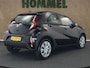Toyota Aygo X 1.0 VVT-i MT Play - ORIGINEEL NEDERLANDSE AUTO - ACHTERUITRIJCAMERA - AIRCO - LED KOPLAMPEN - APPLE CARPLAY/ANDROID AUTO - CRUISE CONTROL ADAPTIEF - GROOTLICHT ASSISTANT