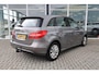 Mercedes-Benz B-klasse 200 Ambition|Inklapbare trekhaak|PDC|Airco|Cruise|Zeer nette auto!