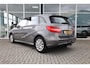 Mercedes-Benz B-klasse 200 Ambition|Inklapbare trekhaak|PDC|Airco|Cruise|Zeer nette auto!