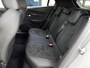 Peugeot e-2008 EV GT Avantage 54 kWh | Fase 3 laden | SOH 98% | Massage | Luxe stoelen | Warmtepomp | Navigatie | NL auto | 17.500km |