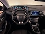 Peugeot 308 SW 1.2 PureTech Active Trekhaak, All Season banden, Camera, Stoel verwarming