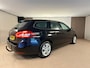 Peugeot 308 SW 1.2 PureTech Active Trekhaak, All Season banden, Camera, Stoel verwarming