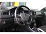Volkswagen T-Roc 1.5 TSI Sport Business R | Trekhaak | Adaptieve cruise control | Stoel & stuurverwarming | Dode-hoekdetectie |