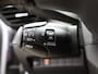 Peugeot 2008 1.2 PureTech Allure Pack Parkeensensoren | Apple Carplay | Camera | Navigatie | 17" Lichtmetalen Velgen | Climate Control | Cruise Control