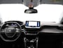 Peugeot 2008 1.2 PureTech Allure Pack Parkeensensoren | Apple Carplay | Camera | Navigatie | 17" Lichtmetalen Velgen | Climate Control | Cruise Control