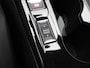 Peugeot 2008 1.2 PureTech Allure Pack Parkeensensoren | Apple Carplay | Camera | Navigatie | 17" Lichtmetalen Velgen | Climate Control | Cruise Control
