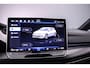 Volkswagen Golf GTE 1.5 TSI eHybrid 272pk DSG Automaat Panoramadak, Lederen bekleding, 360 camera, Adaptive cruise control, Black Style, LED matrix koplampen, Achteruitrijcamera