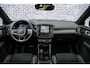 Volvo EX40 Single Motor Extended Range Ultra 82 kWh | Black Edition | Europa | Schuif-/Kanteldak | Harman Kardon Audio | Adaptieve Cruise Control | Stuur-/Stoelverwarming V+A | Warmtepomp | Getint Glas |