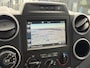 Peugeot Partner Première 1.6 BlueHDi 100PK L1 ETG5 Automaat Navigatie, Parkeersensoren, Trekhaak, Elektrische Ramen, Apple Carplay