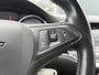 Opel Astra 1.2 Design & Tech - Navigatie - Stoelverwarming - Climate Control