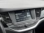 Opel Astra 1.2 Design & Tech - Navigatie - Stoelverwarming - Climate Control