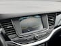 Opel Astra 1.2 Design & Tech - Navigatie - Stoelverwarming - Climate Control
