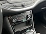 Opel Astra 1.2 Design & Tech - Navigatie - Stoelverwarming - Climate Control