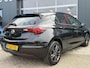 Opel Astra 1.2 Design & Tech - Navigatie - Stoelverwarming - Climate Control