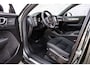 Volvo EX40 Single Motor Extended Range Ultra Black Edition | Schuif -/ Kanteldak | Harman Kardon Audio | Stoel + Stuurverwarming | Keyless | Memory | Elektr. Stoelen | Getint Glas | Stoel + Stuurverwarming |