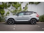 Volvo EX40 Single Motor Extended Range Ultra Black Ed. 82 kWh | Adaptieve Cruise Control | BLIS Dodehoek detectie | Schuif / Kanteldak | 360 Camera | 20 Inch | Stoel + Stuurverwarming | Extra Getint Glas Achter