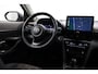 Toyota Yaris Cross 1.5 Hybrid Executive | Dodehoek detectie | Stoelverwarming | Head-up display | JBL | Apple Carplay / Android Auto | Parkeersensoren voor/achter | 18 inch