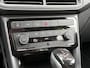 Volkswagen T-Cross 1.0 TSI Style - Automaat - Navigatie - Adaptief Cruise Control - Climate Controle
