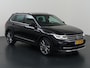 Volkswagen Tiguan 1.5 TSI Elegance | Elektr. Trekhaak | Lederen bekleding | Adaptieve Cruise Control | IQ Light |