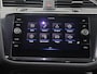 Volkswagen Tiguan 1.5 TSI Elegance | Elektr. Trekhaak | Lederen bekleding | Adaptieve Cruise Control | IQ Light |