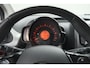 Toyota Aygo 1.0 VVT-i X-play | Camera | Airconditioning | Allseasonbanden