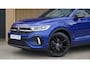 Volkswagen T-Roc 1.5 TSI 150pk DSG 2x R-Line & Black Style Pano.Dak 19inch LM IQ Light Virtual Cockpit ACC Trekhaak *Lapiz Blue*