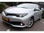 Toyota Auris 1.8 Hybrid Energy Plus Rijklaar | Keyless | Sensoren | Camera | Cruise | Clima | Dealer onderhouden