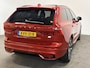 Volvo XC60 2.0 T8 PHEV AWD Ultra Black Edition/ Trekhaak 2250kg/ Luchtvering/ Massage stoelen/ Stoelverw. V+A/