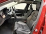 Volvo XC60 2.0 T8 PHEV AWD Ultra Black Edition/ Trekhaak 2250kg/ Luchtvering/ Massage stoelen/ Stoelverw. V+A/